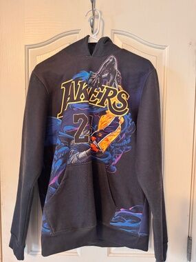 Lakers Kobe hoodie size medium